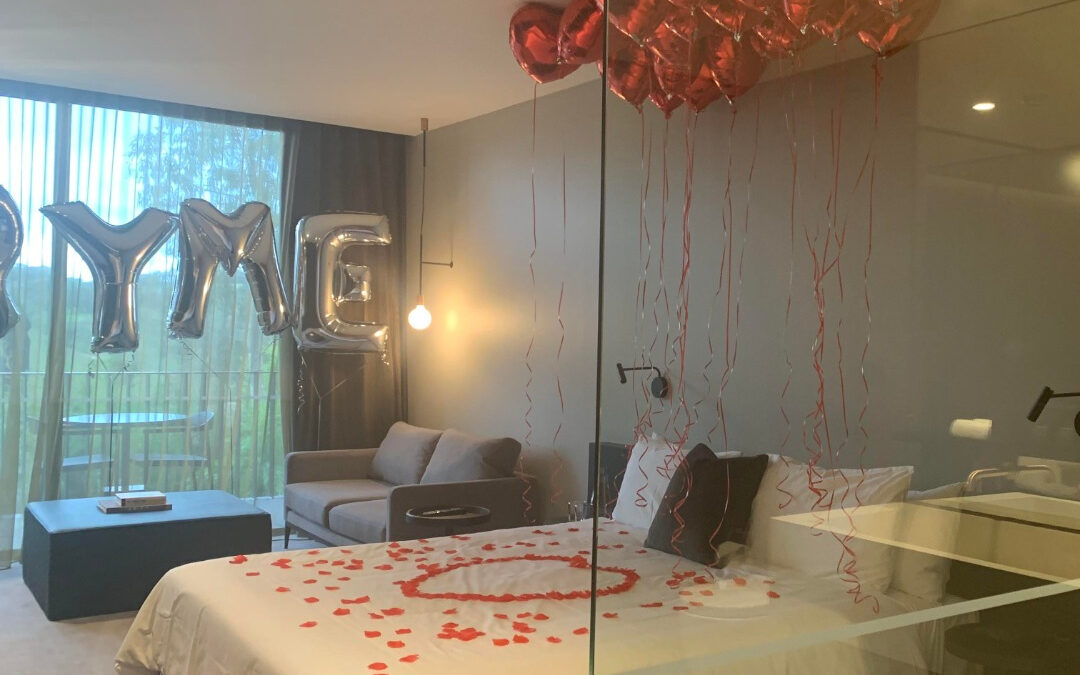 All Balloon Proposal Jackalope Hotel
